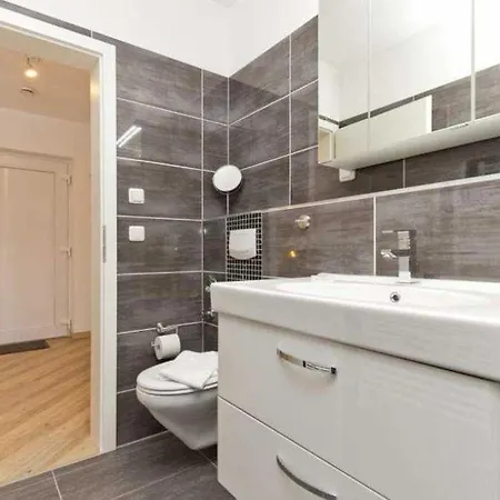 Апартаменты Bettina App 10 *